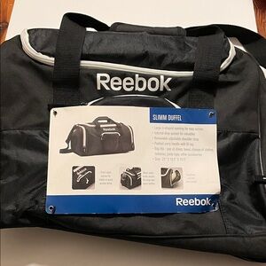 Reebok Slimm Black & White Duffel Bag Gym Bag Padded Handles & ID Tag NWT